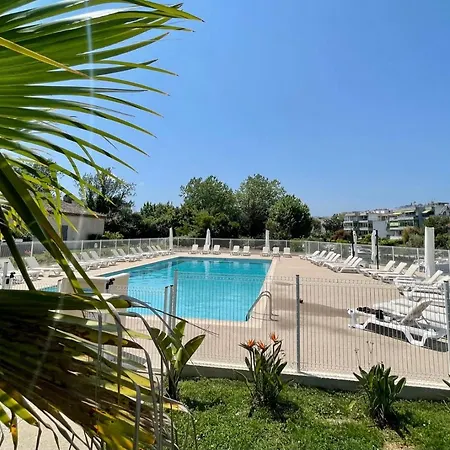 314 - Les De Robinson - Avec Piscine En Bord De Siagne, A Apartamento *