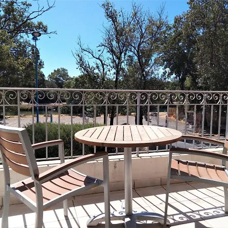 314 - Les De Robinson - Avec Piscine En Bord De Siagne, A Mandelieu