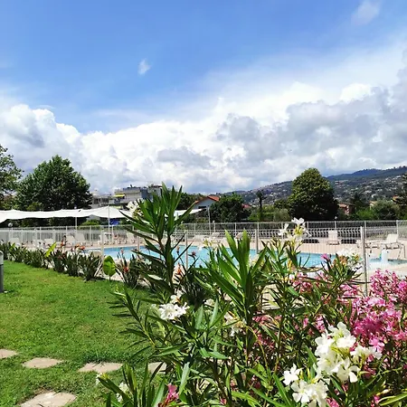 314 - Les De Robinson - Avec Piscine En Bord De Siagne, A Appartement *